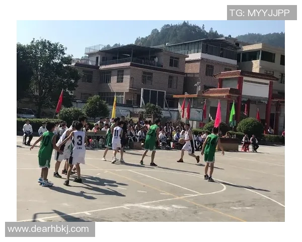 山羊胡足球明星的传奇人生与赛场风采揭秘 山羊胡足球明星的传奇人生与赛场风采揭秘