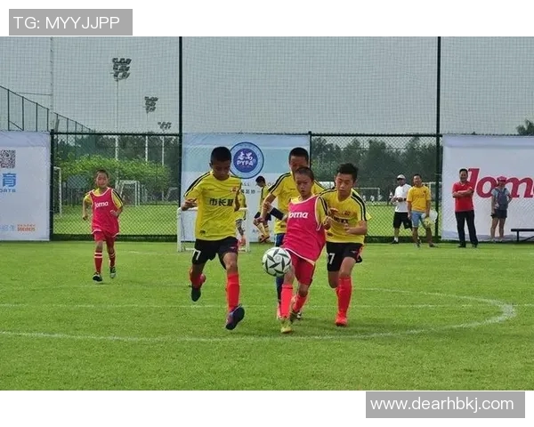 广州足球队在城市联赛中的个人能力分析与表现评估