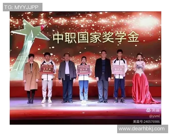 我的梦足球梦绘画作品展现青春激情与梦想追逐的美好旅程